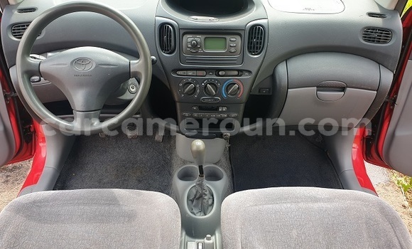 Acheter Import Voiture Toyota Yaris Verso Rouge à Yaoundé, Central Cameroon Acheter Import Voiture Toyota Yaris Verso Rouge à Yaoundé, Central Cameroon