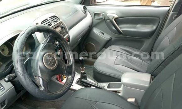 Acheter Occasion Voiture Toyota RAV4 Gris à Douala, Littoral Cameroon Acheter Occasion Voiture Toyota RAV4 Gris à Douala, Littoral Cameroon