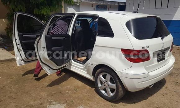 Acheter Occasion Voiture Mercedes‒Benz B-klasse Blanc à Douala, Littoral Cameroon Acheter Occasion Voiture Mercedes‒Benz B-klasse Blanc à Douala, Littoral Cameroon