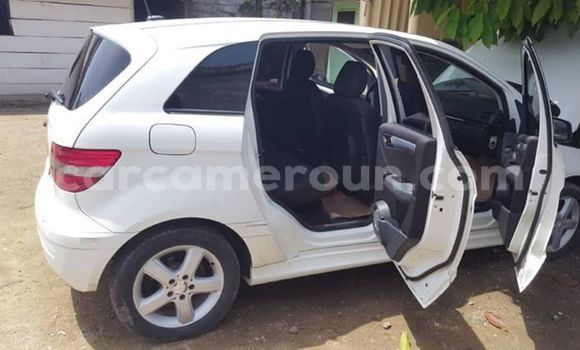 Acheter Occasion Voiture Mercedes‒Benz B-klasse Blanc à Douala, Littoral Cameroon Acheter Occasion Voiture Mercedes‒Benz B-klasse Blanc à Douala, Littoral Cameroon