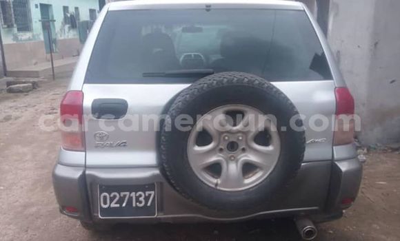 Acheter Occasion Voiture Toyota RAV4 Gris à Douala, Littoral Cameroon Acheter Occasion Voiture Toyota RAV4 Gris à Douala, Littoral Cameroon