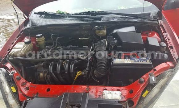 Sayi Na hannu Ford Focus Red Mota in Douala a Ƙasar Kamaru Sayi Na hannu Ford Focus Red Mota in Douala a Ƙasar Kamaru