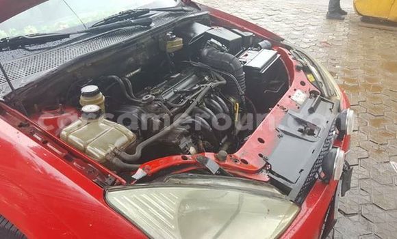 Sayi Na hannu Ford Focus Red Mota in Douala a Ƙasar Kamaru Sayi Na hannu Ford Focus Red Mota in Douala a Ƙasar Kamaru