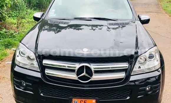 Sayi Na hannu Mercedes‒Benz GL–Class Black Mota in Douala a Ƙasar Kamaru Sayi Na hannu Mercedes‒Benz GL–Class Black Mota in Douala a Ƙasar Kamaru