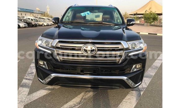 Acheter Import Voiture Toyota Land Cruiser Noir à Import - Dubai, Adamawa Acheter Import Voiture Toyota Land Cruiser Noir à Import - Dubai, Adamawa