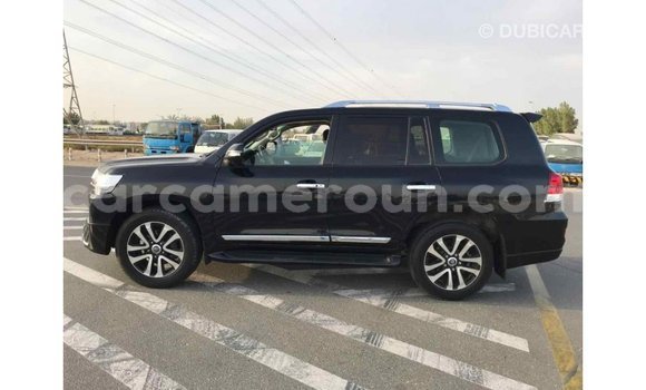 Acheter Import Voiture Toyota Land Cruiser Noir à Import - Dubai, Adamawa Acheter Import Voiture Toyota Land Cruiser Noir à Import - Dubai, Adamawa