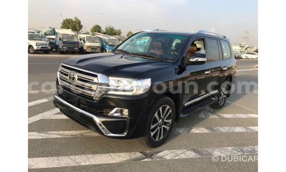 Acheter Import Voiture Toyota Land Cruiser Noir à Import - Dubai, Adamawa Acheter Import Voiture Toyota Land Cruiser Noir à Import - Dubai, Adamawa