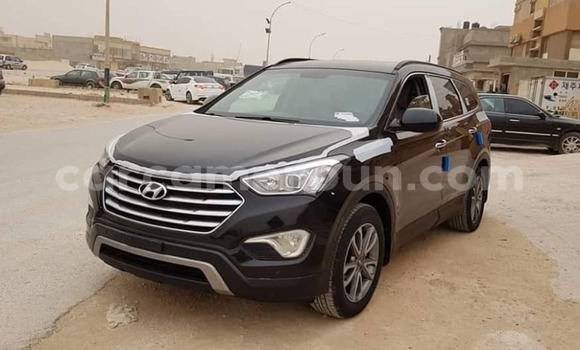 Acheter Neuf Voiture Hyundai Santa Fe Noir à Douala, Littoral Cameroon Acheter Neuf Voiture Hyundai Santa Fe Noir à Douala, Littoral Cameroon