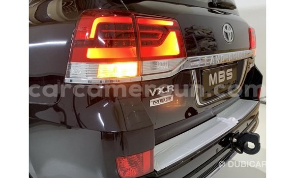 Acheter Import Voiture Toyota Land Cruiser Noir à Import - Dubai, Adamawa Acheter Import Voiture Toyota Land Cruiser Noir à Import - Dubai, Adamawa