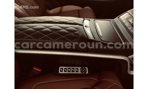 Acheter Import Voiture Toyota Land Cruiser Noir à Import - Dubai, Adamawa Acheter Import Voiture Toyota Land Cruiser Noir à Import - Dubai, Adamawa