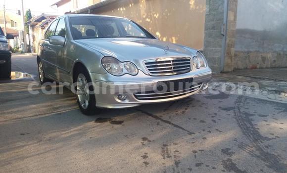 Acheter Occasion Voiture Mercedes‒Benz 200 Autre à Yaoundé, Central Cameroon Acheter Occasion Voiture Mercedes‒Benz 200 Autre à Yaoundé, Central Cameroon