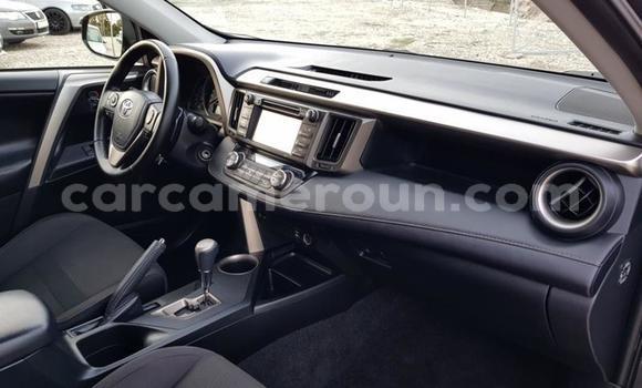 Sayi Na hannu Toyota RAV4 Black Mota in Yaounde a Babban Kamaru Sayi Na hannu Toyota RAV4 Black Mota in Yaounde a Babban Kamaru