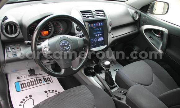 Sayi Na hannu Toyota RAV4 Sauran Mota in Yaounde a Babban Kamaru Sayi Na hannu Toyota RAV4 Sauran Mota in Yaounde a Babban Kamaru