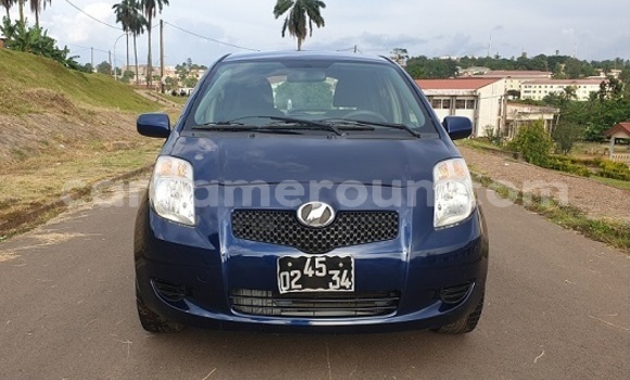 Sayi Imported Toyota Yaris Blue Mota in Yaounde a Babban Kamaru Sayi Imported Toyota Yaris Blue Mota in Yaounde a Babban Kamaru
