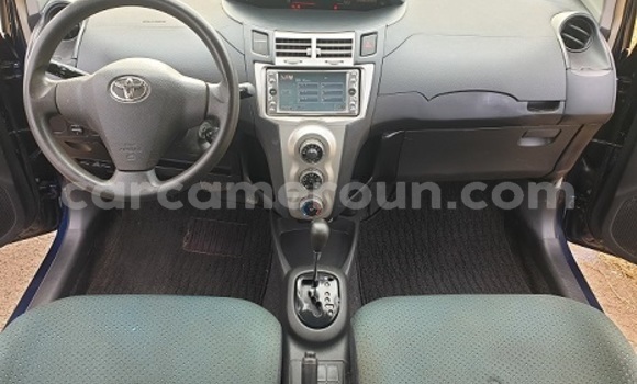 Sayi Imported Toyota Yaris Blue Mota in Yaounde a Babban Kamaru Sayi Imported Toyota Yaris Blue Mota in Yaounde a Babban Kamaru