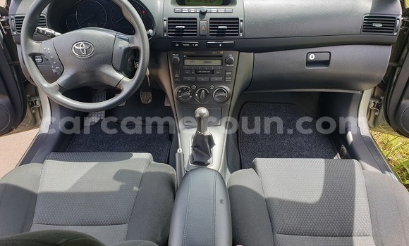 Acheter Import Voiture Toyota Avensis Gris à Yaoundé, Central Cameroon Acheter Import Voiture Toyota Avensis Gris à Yaoundé, Central Cameroon