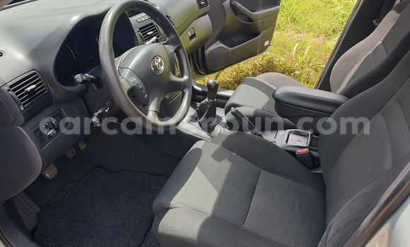 Acheter Import Voiture Toyota Avensis Gris à Yaoundé, Central Cameroon Acheter Import Voiture Toyota Avensis Gris à Yaoundé, Central Cameroon