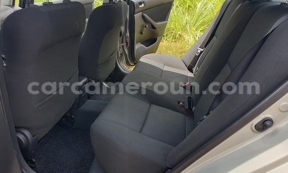 Acheter Import Voiture Toyota Avensis Gris à Yaoundé, Central Cameroon Acheter Import Voiture Toyota Avensis Gris à Yaoundé, Central Cameroon
