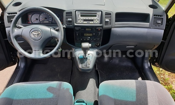 Sayi Imported Toyota Spacio Black Mota in Yaounde a Babban Kamaru Sayi Imported Toyota Spacio Black Mota in Yaounde a Babban Kamaru