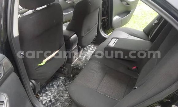 Acheter Occasion Voiture Toyota Avensis Noir à Limbe, Southwest Cameroon Acheter Occasion Voiture Toyota Avensis Noir à Limbe, Southwest Cameroon