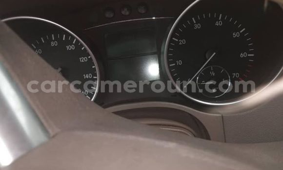 Acheter Occasion Voiture Mercedes‒Benz ML–Class Noir à Yaoundé, Central Cameroon Acheter Occasion Voiture Mercedes‒Benz ML–Class Noir à Yaoundé, Central Cameroon