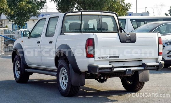 Sayi Imported Nissan NP 300 White Mota in Import - Dubai a Adamawa Sayi Imported Nissan NP 300 White Mota in Import - Dubai a Adamawa