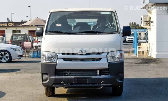 Sayi Imported Toyota Hiace White Mota in Import - Dubai a Adamawa Sayi Imported Toyota Hiace White Mota in Import - Dubai a Adamawa