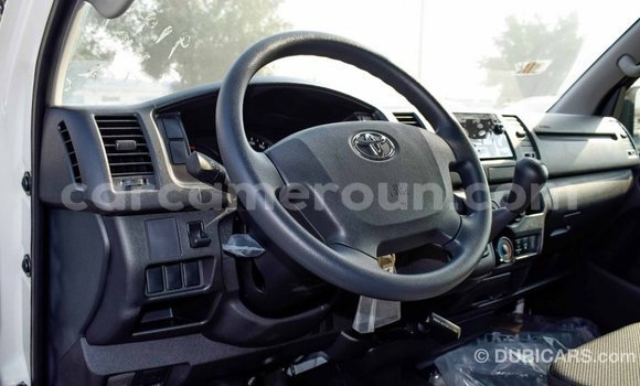 Sayi Imported Toyota Hiace White Mota in Import - Dubai a Adamawa Sayi Imported Toyota Hiace White Mota in Import - Dubai a Adamawa