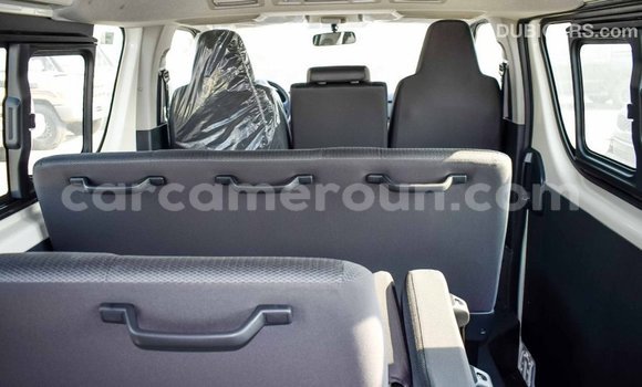 Sayi Imported Toyota Hiace White Mota in Import - Dubai a Adamawa Sayi Imported Toyota Hiace White Mota in Import - Dubai a Adamawa