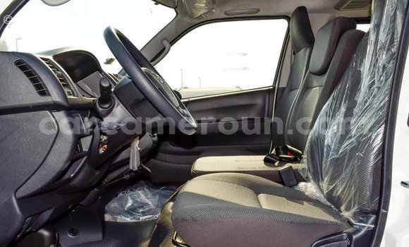 Sayi Imported Toyota Hiace White Mota in Import - Dubai a Adamawa Sayi Imported Toyota Hiace White Mota in Import - Dubai a Adamawa