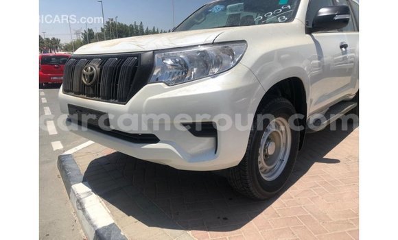 Sayi Imported Toyota Prado White Mota in Import - Dubai a Adamawa Sayi Imported Toyota Prado White Mota in Import - Dubai a Adamawa