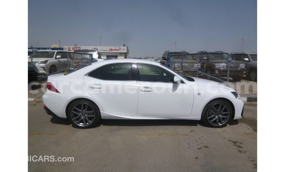 Acheter Import Voiture Lexus IS Blanc à Import - Dubai, Adamawa Acheter Import Voiture Lexus IS Blanc à Import - Dubai, Adamawa