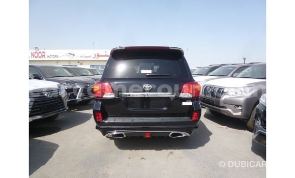 Acheter Import Voiture Toyota Land Cruiser Noir à Import - Dubai, Adamawa Acheter Import Voiture Toyota Land Cruiser Noir à Import - Dubai, Adamawa