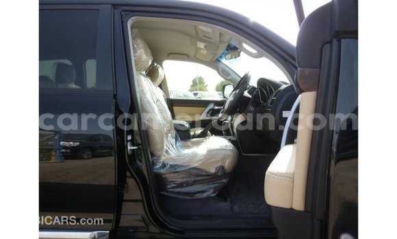 Acheter Import Voiture Toyota Land Cruiser Noir à Import - Dubai, Adamawa Acheter Import Voiture Toyota Land Cruiser Noir à Import - Dubai, Adamawa