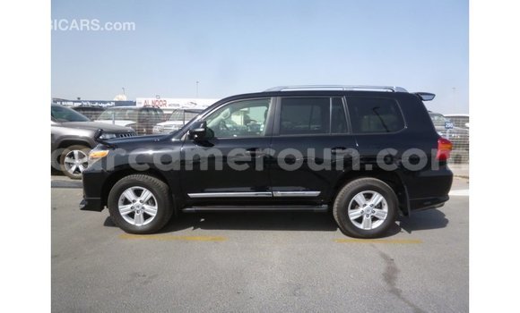 Acheter Import Voiture Toyota Land Cruiser Noir à Import - Dubai, Adamawa Acheter Import Voiture Toyota Land Cruiser Noir à Import - Dubai, Adamawa