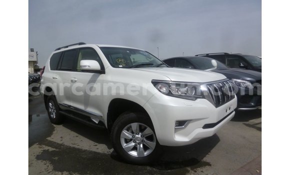 Acheter Import Voiture Toyota Prado Blanc à Import - Dubai, Adamawa Acheter Import Voiture Toyota Prado Blanc à Import - Dubai, Adamawa