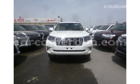 Acheter Import Voiture Toyota Prado Blanc à Import - Dubai, Adamawa Acheter Import Voiture Toyota Prado Blanc à Import - Dubai, Adamawa