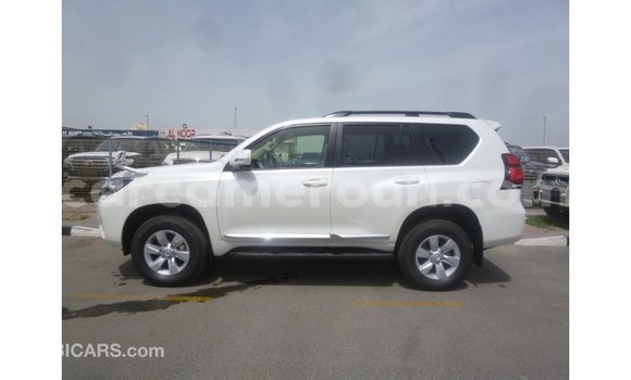 Acheter Import Voiture Toyota Prado Blanc à Import - Dubai, Adamawa Acheter Import Voiture Toyota Prado Blanc à Import - Dubai, Adamawa