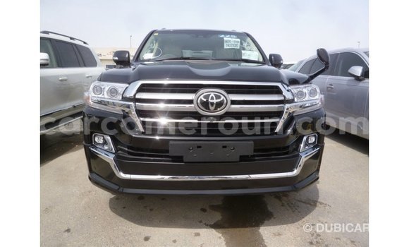 Acheter Import Voiture Toyota Land Cruiser Noir à Import - Dubai, Adamawa Acheter Import Voiture Toyota Land Cruiser Noir à Import - Dubai, Adamawa