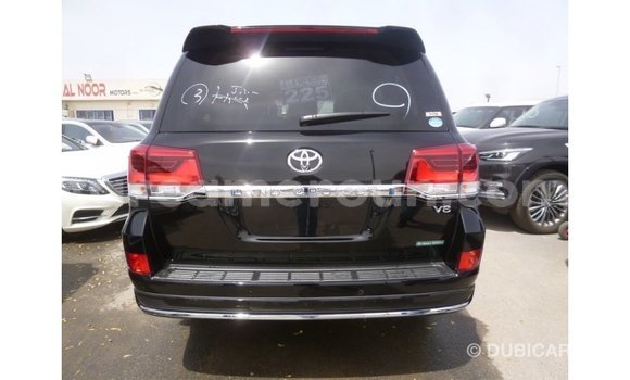 Acheter Import Voiture Toyota Land Cruiser Noir à Import - Dubai, Adamawa Acheter Import Voiture Toyota Land Cruiser Noir à Import - Dubai, Adamawa