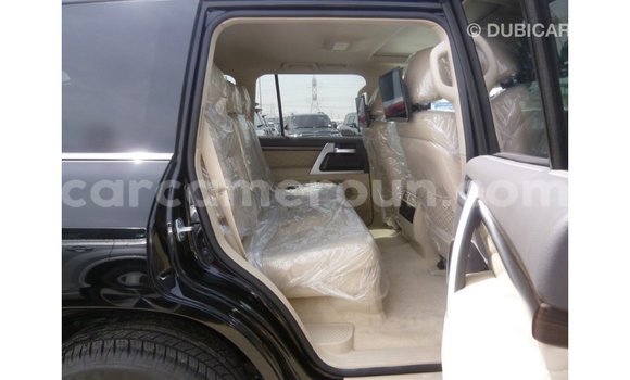 Acheter Import Voiture Toyota Land Cruiser Noir à Import - Dubai, Adamawa Acheter Import Voiture Toyota Land Cruiser Noir à Import - Dubai, Adamawa