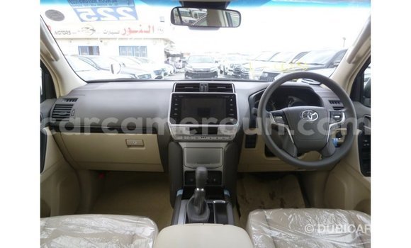 Sayi Imported Toyota Prado White Mota in Import - Dubai a Adamawa Sayi Imported Toyota Prado White Mota in Import - Dubai a Adamawa