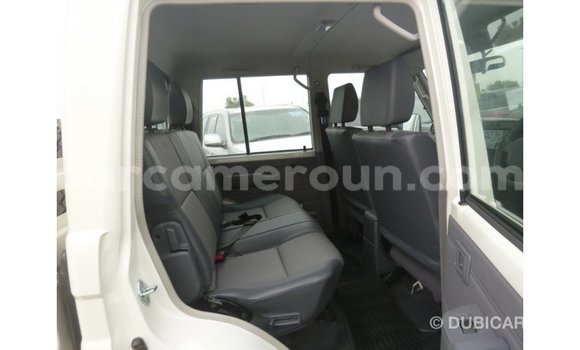 Buy Import Toyota Land Cruiser White Car in Import - Dubai in Adamawa Buy Import Toyota Land Cruiser White Car in Import - Dubai in Adamawa