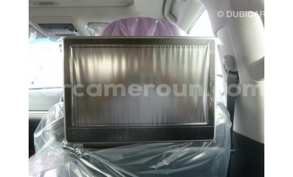 Acheter Import Voiture Toyota Land Cruiser Noir à Import - Dubai, Adamawa Acheter Import Voiture Toyota Land Cruiser Noir à Import - Dubai, Adamawa