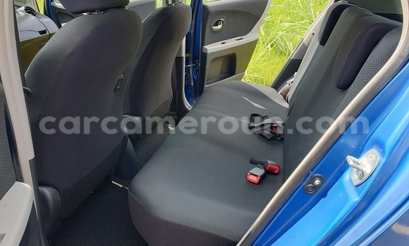 Buy Import Toyota Yaris Blue Car in Yaounde in Central Cameroon Buy Import Toyota Yaris Blue Car in Yaounde in Central Cameroon