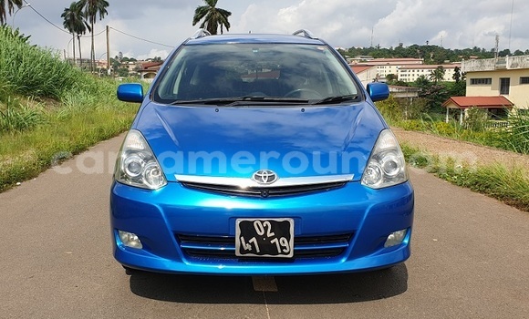 Acheter Import Voiture Toyota Wish Bleu à Yaoundé, Central Cameroon Acheter Import Voiture Toyota Wish Bleu à Yaoundé, Central Cameroon