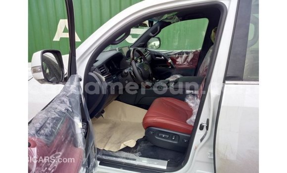 Sayi Imported Lexus LX White Mota in Import - Dubai a Adamawa Sayi Imported Lexus LX White Mota in Import - Dubai a Adamawa