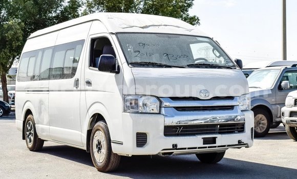 Sayi Imported Toyota Hiace White Mota in Import - Dubai a Adamawa Sayi Imported Toyota Hiace White Mota in Import - Dubai a Adamawa