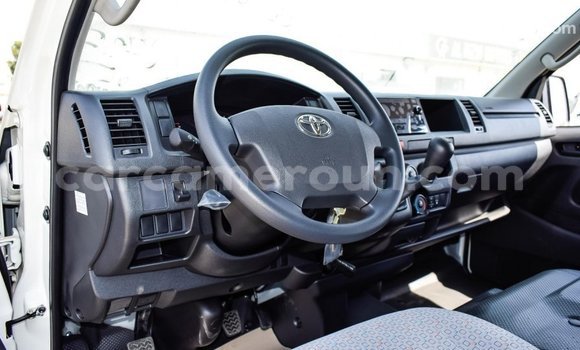 Sayi Imported Toyota Hiace White Mota in Import - Dubai a Adamawa Sayi Imported Toyota Hiace White Mota in Import - Dubai a Adamawa
