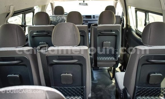 Sayi Imported Toyota Hiace White Mota in Import - Dubai a Adamawa Sayi Imported Toyota Hiace White Mota in Import - Dubai a Adamawa